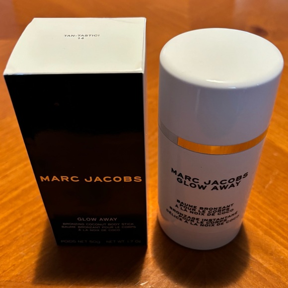 Marc Jacobs Glow Away Bronzing Coconut Body Stick Tan-Tastic! - Picture 5 of 16